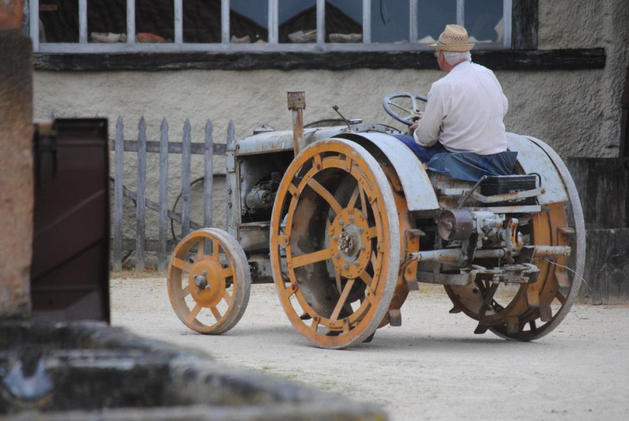 Gite La Volette Moulins-Saint-Hubert Exteriér fotografie
